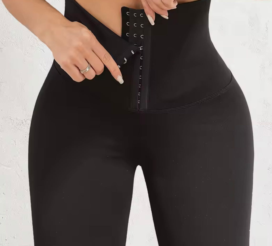 THE BEE SNATCHED LEGGINGS